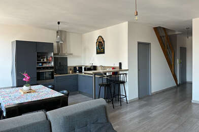 Appartement 3 pièces 220500 €