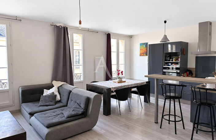 ROCHEFORT  Hyper-centre : Élégance et charme au coeur d'un hôtel particulier — photo 3