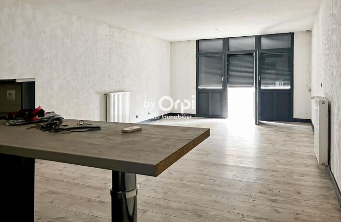 Immeuble Montmarault — photo 2