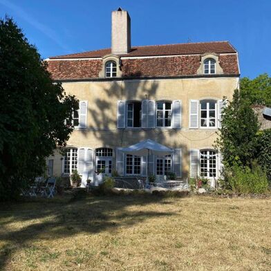 Maison 10 pièces 289000 €