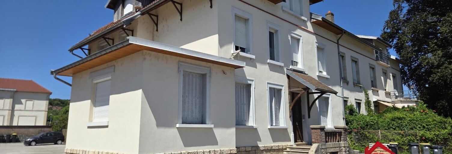 Immeuble  297 m² à vendre à Roche-lez-Beaupré (25220)