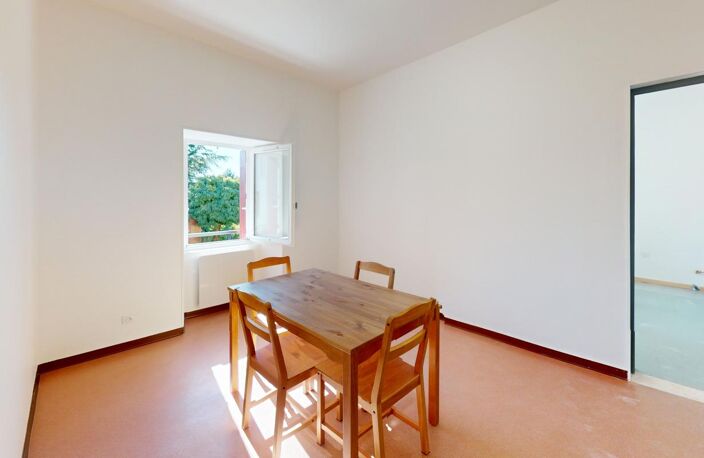 Appartement À Louer — photo 3