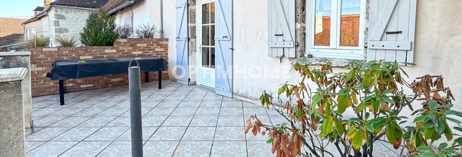 Maison 6 Pièces 104 m² à vendre à Saint-Gérand-le-Puy (03150)