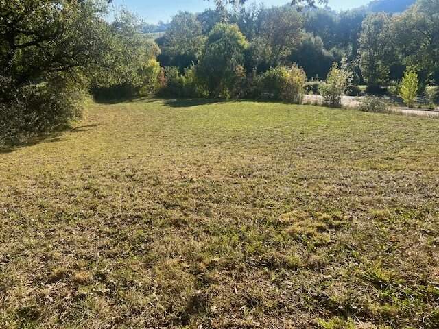 TERRAIN DE 1078 M2 AUCH — photo du bien