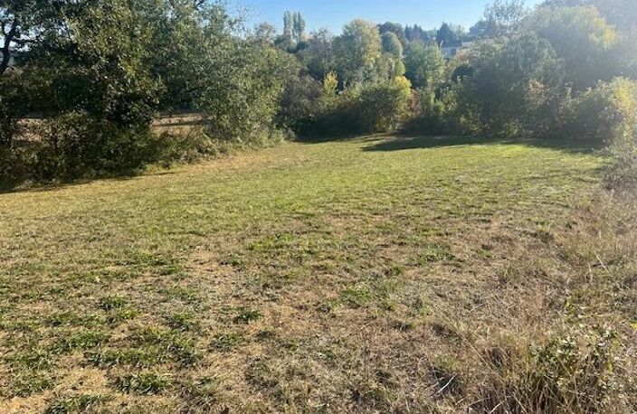 TERRAIN DE 1078 M2 AUCH — photo 2