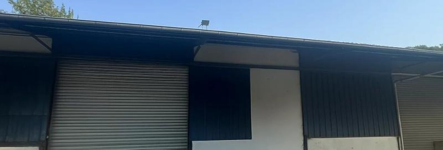 Local industriel  1000 m² à louer à Auch (32000)