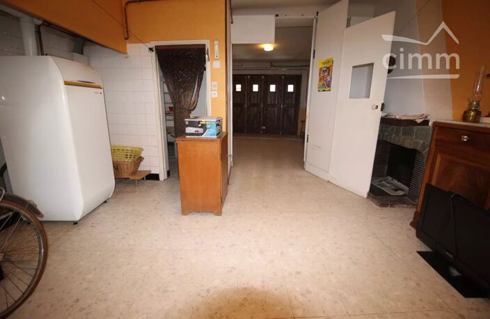 A vendre maison de village avec  une cour et une terrasse — photo 4