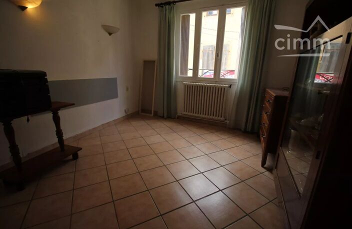 A vendre maison de village avec  une cour et une terrasse — photo 5