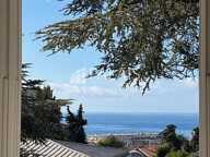 APPARTEMENT DE PRESTIGE-AVEC JARDIN PRIVATIF-VUE MER-PROCHE FRAN — photo 3