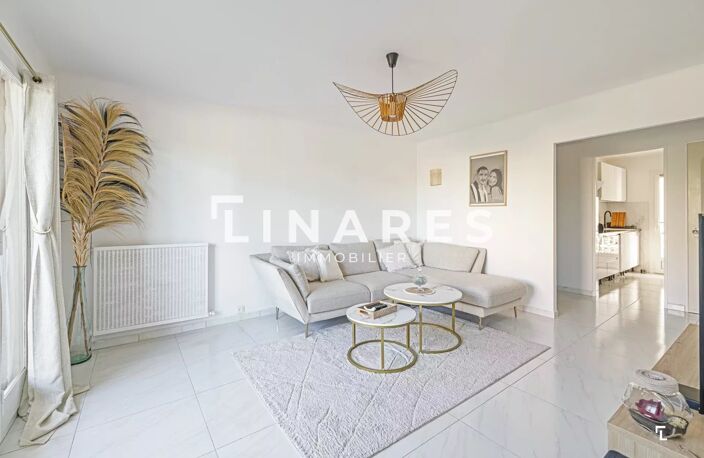 LA LINEA - Appartement T3 de 73m2 - Loggia - Terrasse - 13012 — photo 3