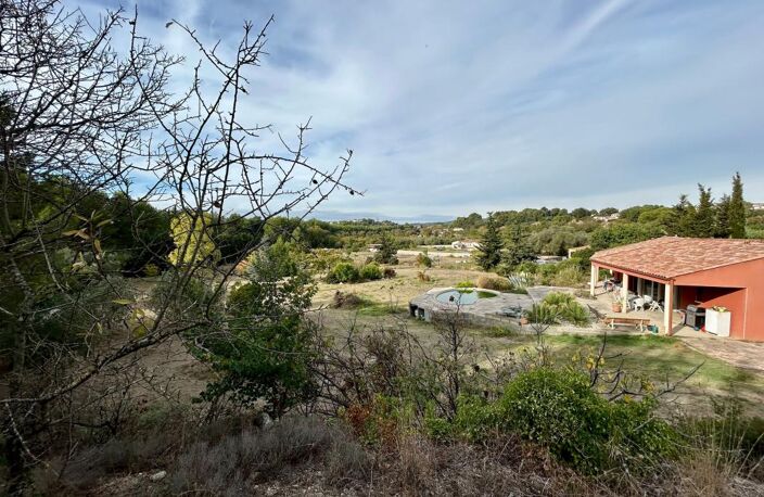 Maison À Vendre - terrain 8400m2 — photo 2