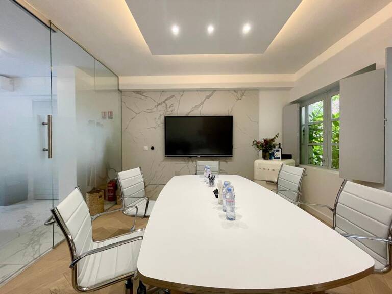 TOULOUSE - R. de Alsace Lorraine - Local Professionnel avec Terrasse Prestigieux — photo 1