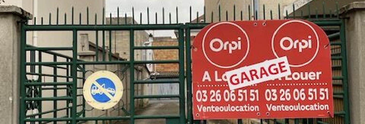 Garage   m² à louer à Reims (51100)