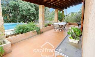 Maison 7 Pièces 195 m² à vendre à La Cadière-d'Azur (83740)