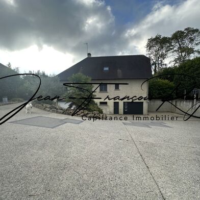 Maison 9 pièces 485000 €