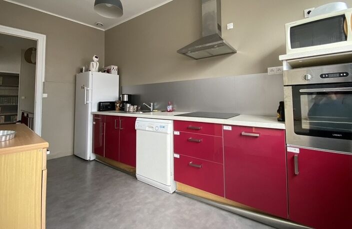 Maison à vendre 7 pièces RUELLE SUR TOUVRE (16) et jardin — photo 5