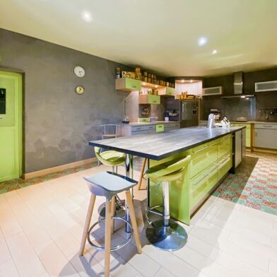 Maison 7 pièces 299520 €