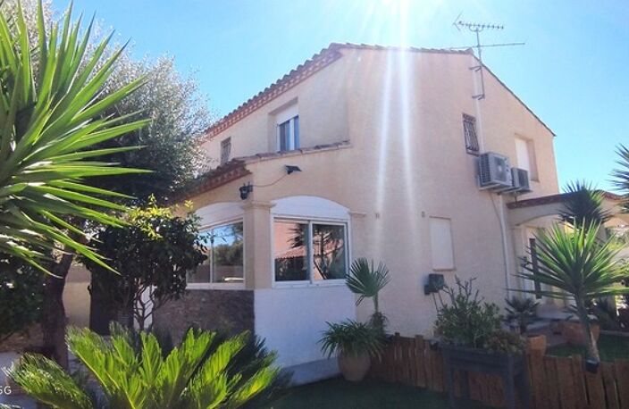 LUNEL NORD, Villa individuelle R+1, 132 M2 SH 3 chambres, séjour, cuisine, garage sur 339M2 terrain — photo 3