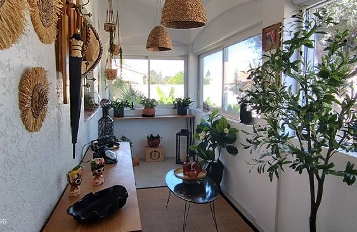 LUNEL NORD, Villa individuelle R+1, 132 M2 SH 3 chambres, séjour, cuisine, garage sur 339M2 terrain — photo 4