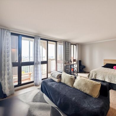 Appartement 1 pièces 130500 €