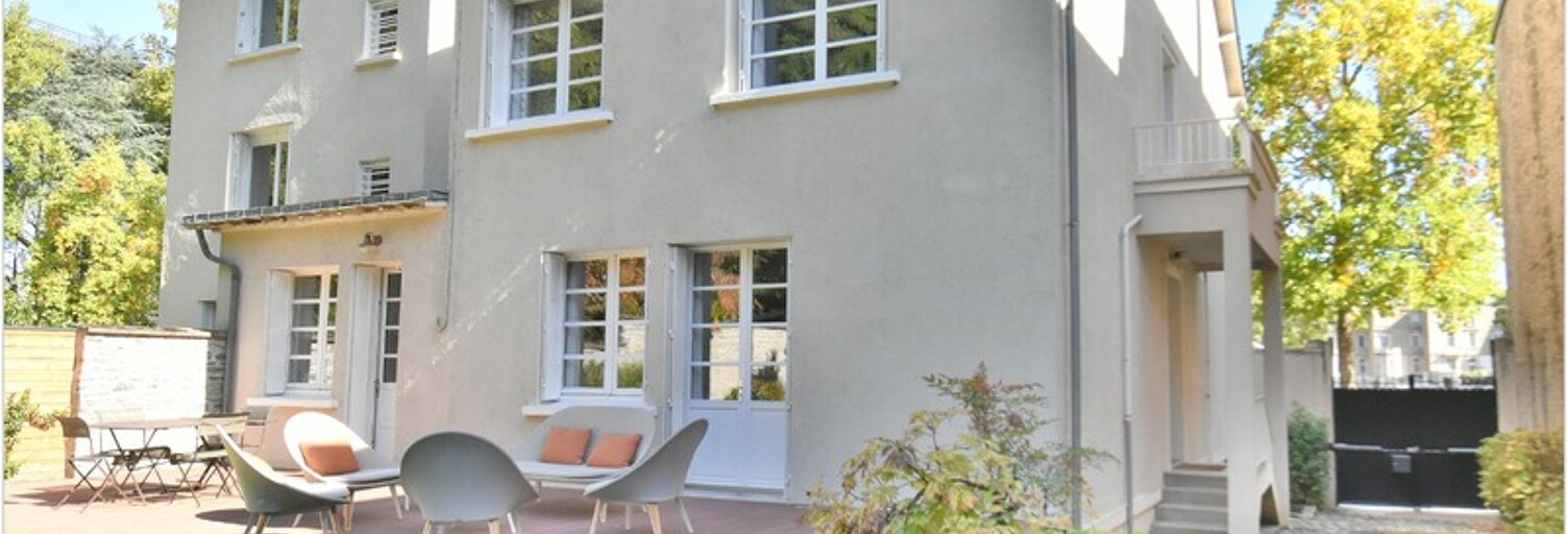 Maison 8 Pièces 239 m² à vendre à Laval (53000)