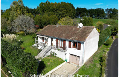 Maison à vendre 4 pièces NONTRON (24), Semi plain-pied, beau terrain clos 1845m2, sous-sol complet, secteur résidentiel — photo du bien
