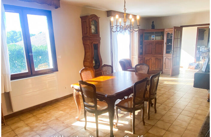 Maison à vendre 4 pièces NONTRON (24), Semi plain-pied, beau terrain clos 1845m2, sous-sol complet, secteur résidentiel — photo 3