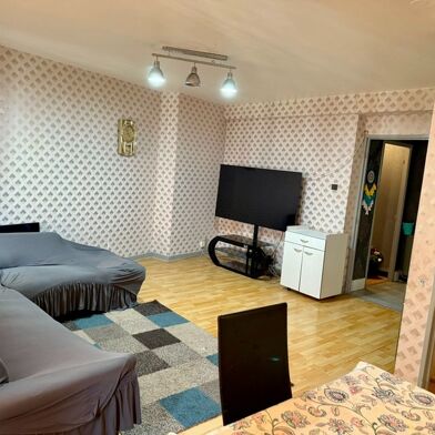 Appartement 3 pièces 114000 €