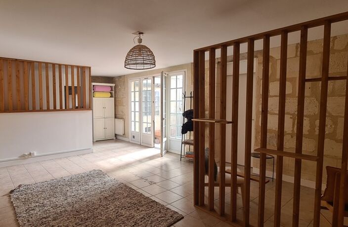 Appartement à vendre 3 pièces BORDEAUX (33) — photo 2