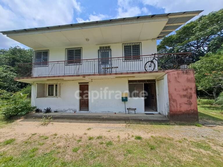 Dpt Guyane (973), à vendre  maison P8 de 300 m² — photo 1