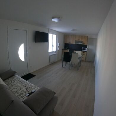 Appartement 3 pièces 750 €