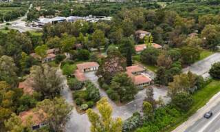 Immeuble  3103 m² à vendre à Hyères (83400)