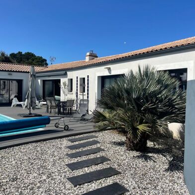 Maison 5 pièces 649000 €