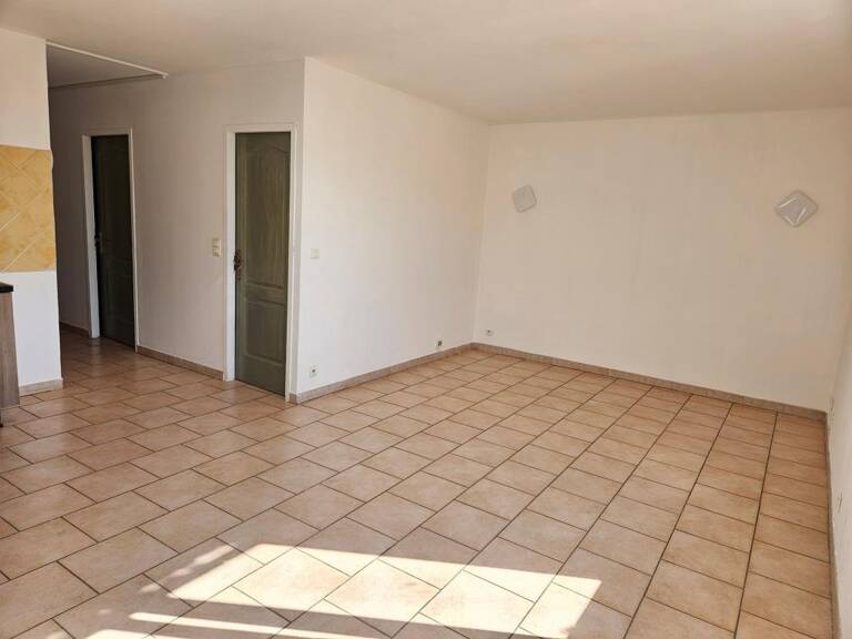 Appartement T3/4 CENTRE VILLAGE — photo 1