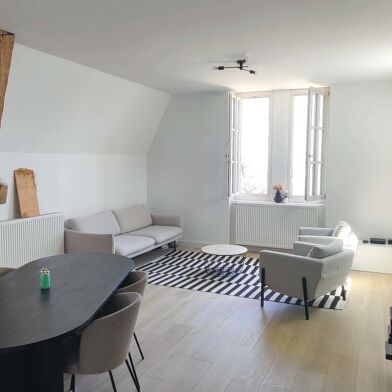 Appartement 4 pièces 1490 €