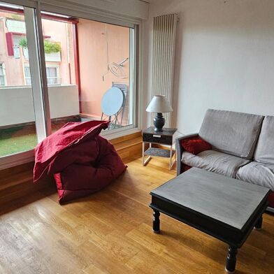 Appartement 3 pièces 900 €