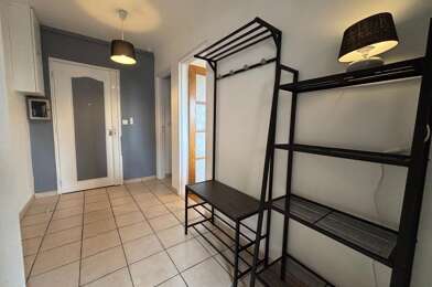 Appartement 3 pièces 900 €