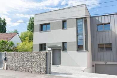 Maison 6 pièces 599000 €