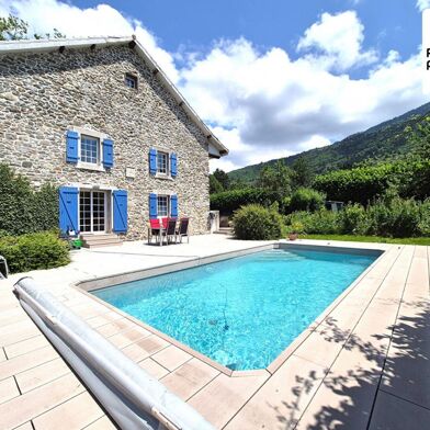 Maison 6 pièces 690000 €