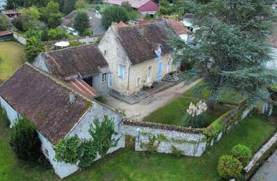 Maison en pierre de caractère à Flagy :  Authentique et pleine de potentiel — photo du bien