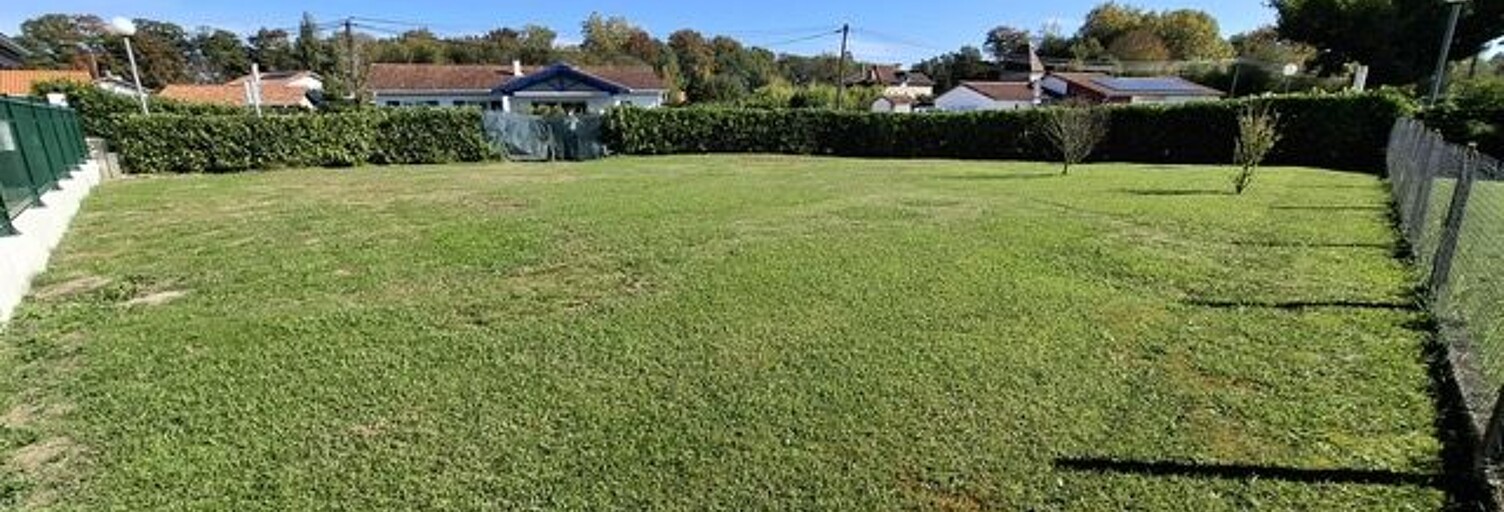 Terrain  400 m² à vendre à Urt (64240)