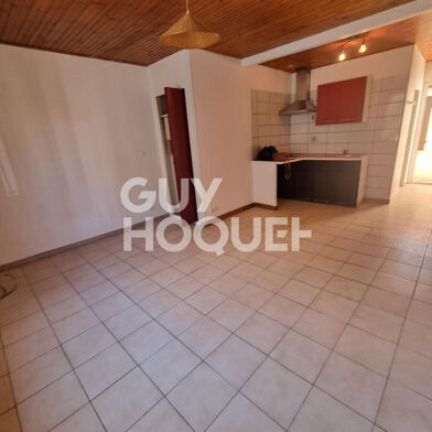 Immeuble  230000 €