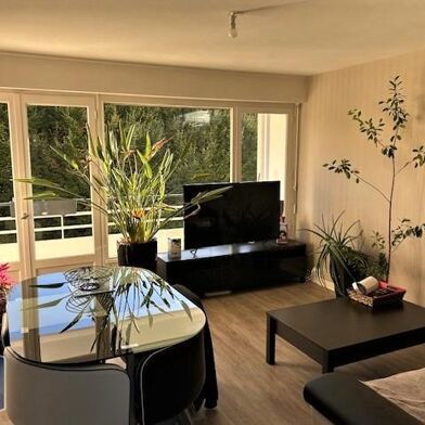 Appartement 3 pièces 690 €