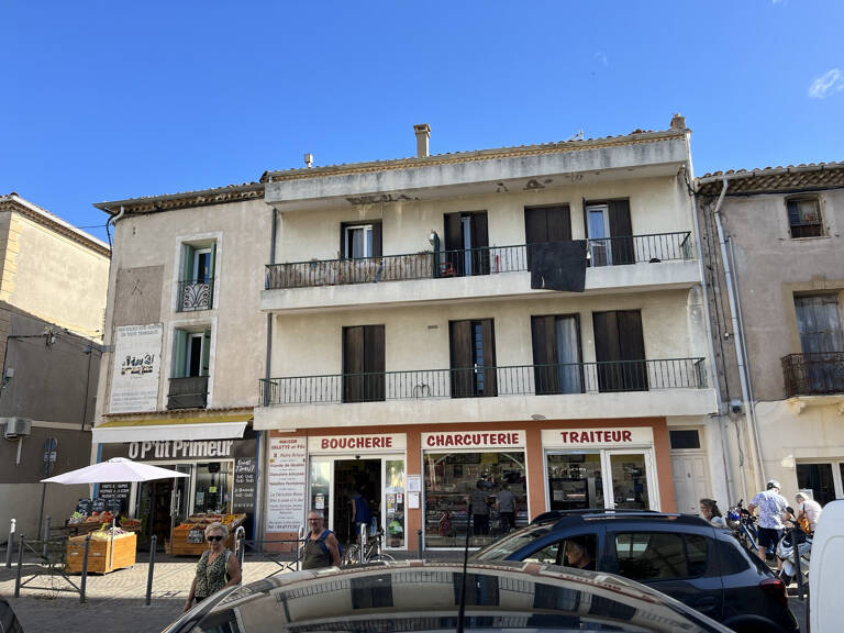 Immeuble de rapport à vendre   800 000 EUR — photo 1