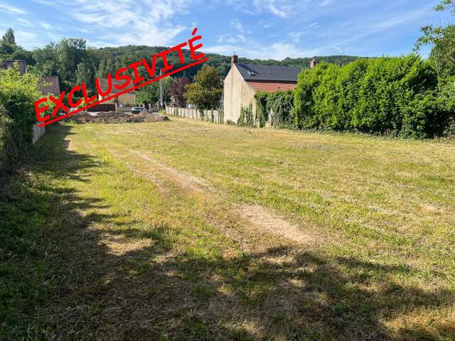 TERRAIN 516m² — photo du bien