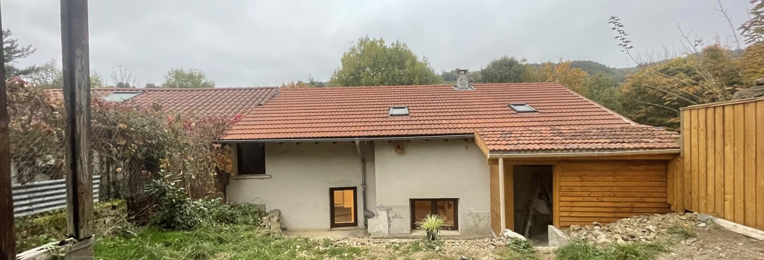 Maison 7 Pièces 128 m² à vendre à Thizy-les-Bourgs (69240)