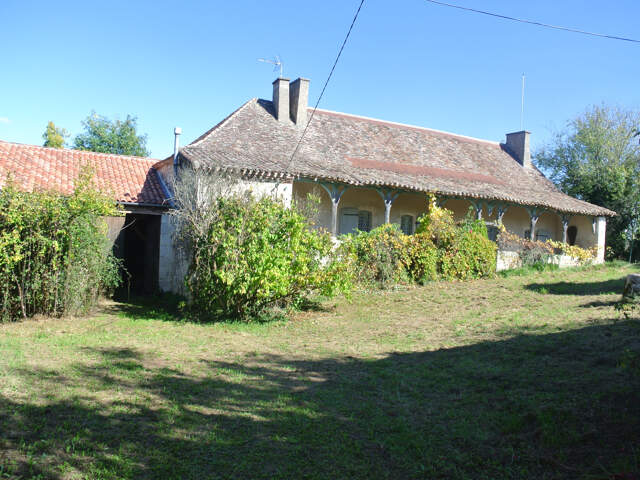 A 15 minutes de Marmande propriété avec 8 hectares de terres — photo du bien