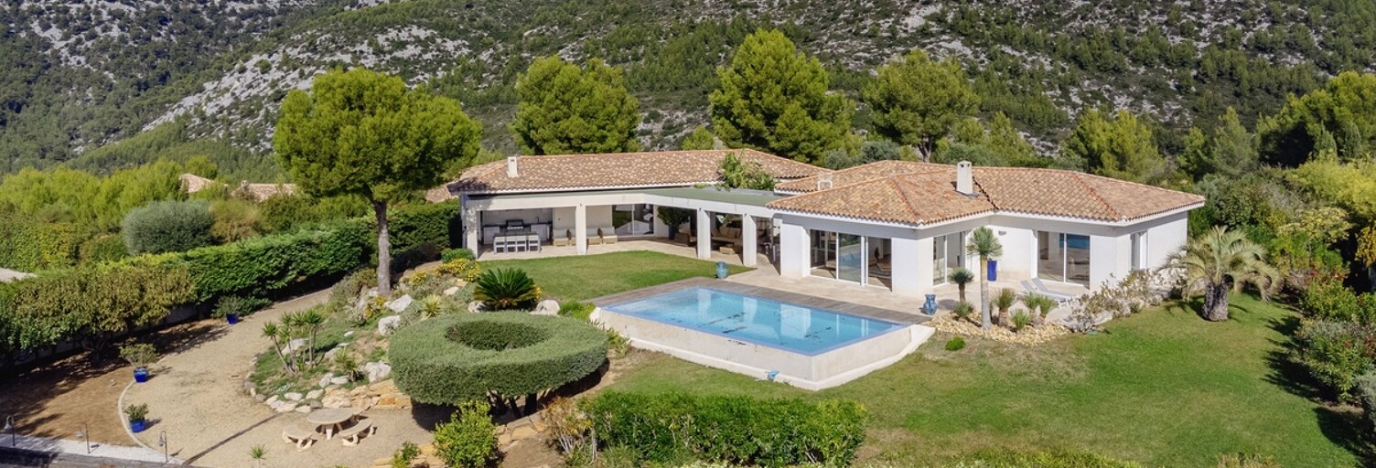 Maison 7 Pièces 359 m² à vendre à Ollioules (83190)