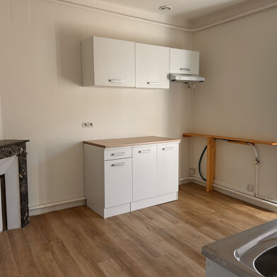 Appartement 3 pièces 556 €