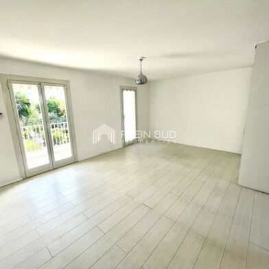 Appartement 2 pièces 275000 €